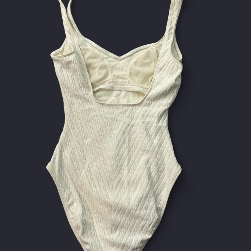 Lauren Ralph Lauren Ivory textured knit swimsuit structured Size 12. 0078 - Picture 2 of 6